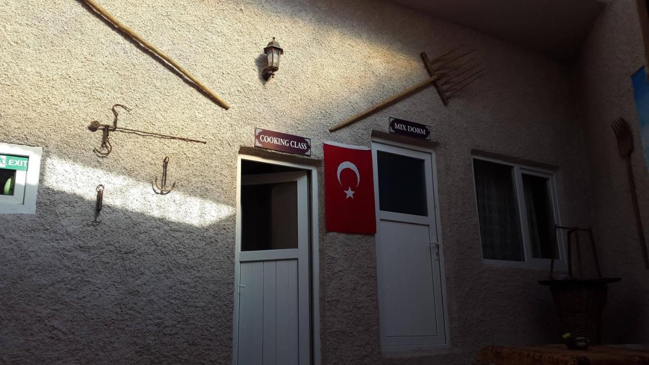 Homestay Cave Hostel Göreme Ngoại thất bức ảnh