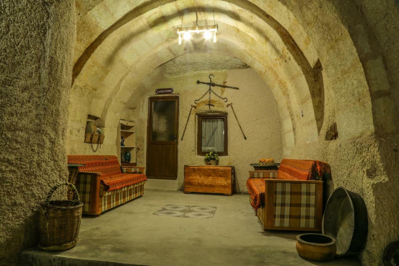 Homestay Cave Hostel Göreme Ngoại thất bức ảnh